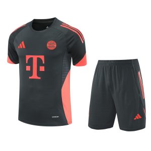 Bayern Munich Ensemble Training 25/26