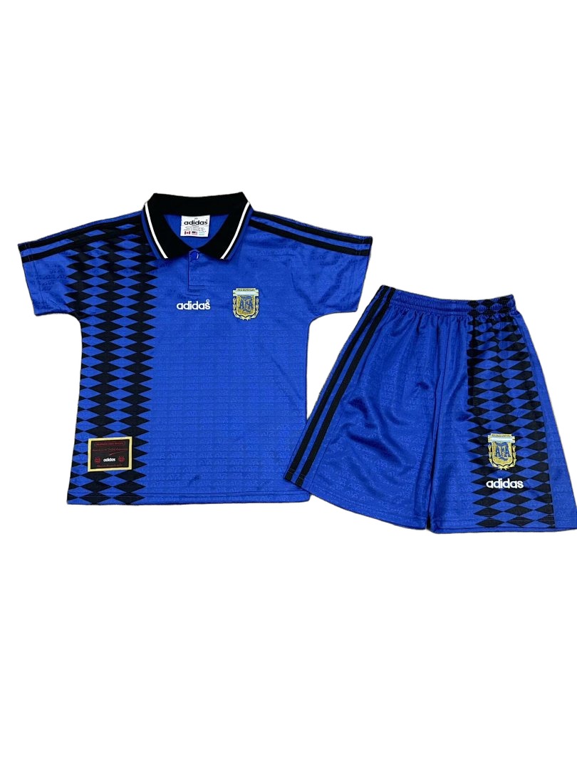 3700d109-add4-4174-b157-4561c5ec9a51_front_chosen_v1779759890.jpg Argentine Tenue Rétro Extérieur 93/94 - Enfant