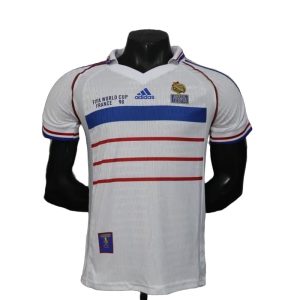 b30cb6ce 269e 4457 bb5f bf4863b7d654 front chosen v1780904676.jpg