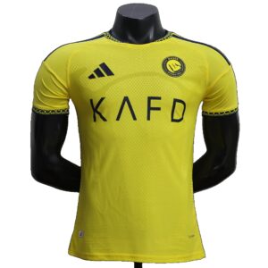 39fcb3f2 21d4 4882 9f82 615e189e4c7f front chosen v1785809150.jpg
