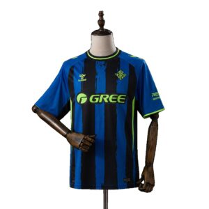 eaa59b99 8f8d 4191 9b10 4988740a0c6a front chosen v1786986438.jpg