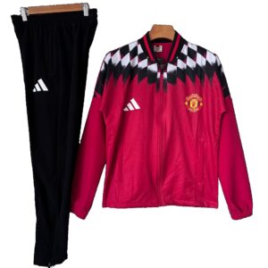 SURVETEMENTS MANCHESTER UNITED FC ff46f717 1306 4cad 9714 ab3a996f6d61 front chosen v1786990245.jpg