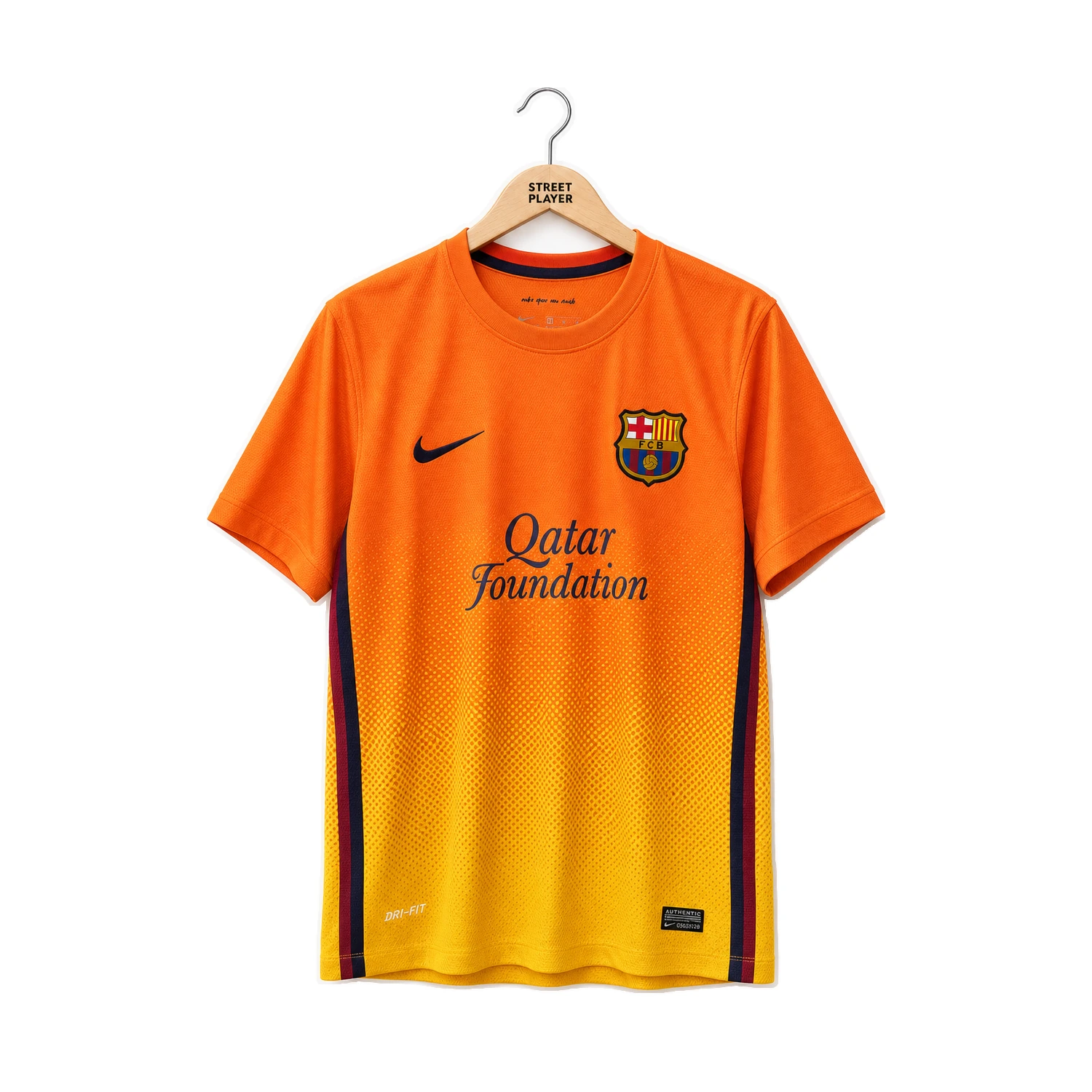 52182 fc barcelone maillot retro exterieur 12 13 devant.webp