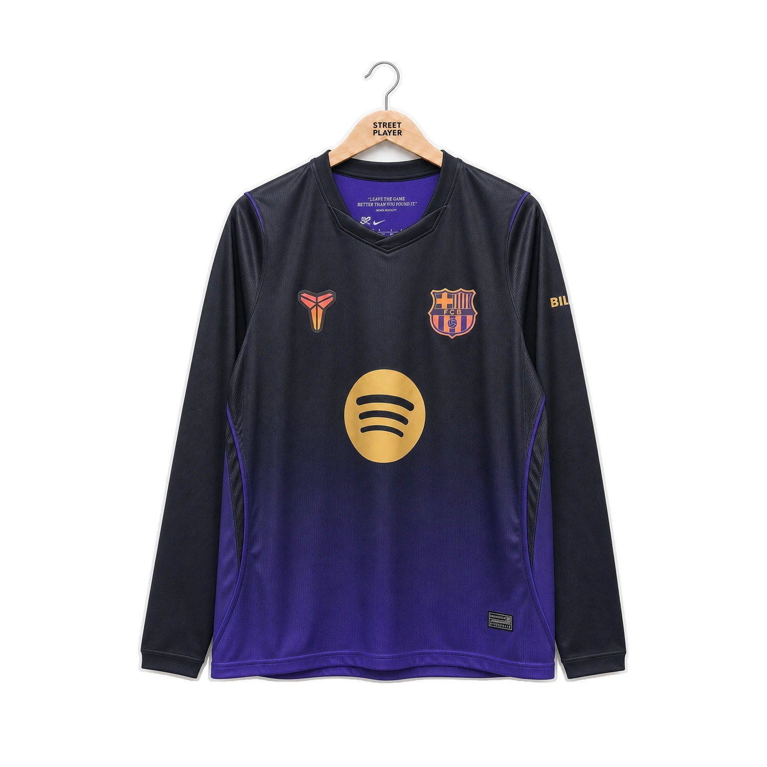 77493 barcelone maillot exterieur manches longues 26 27 devant.webp